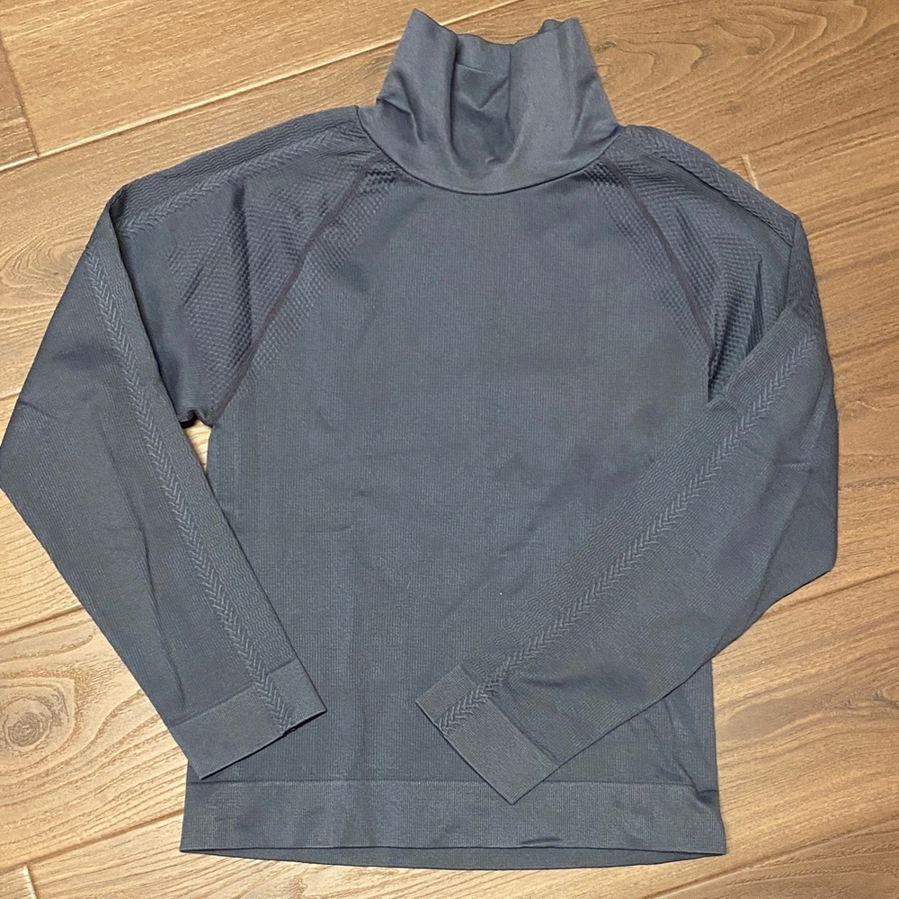 Women's Classic Gray Turtleneck Sport Top